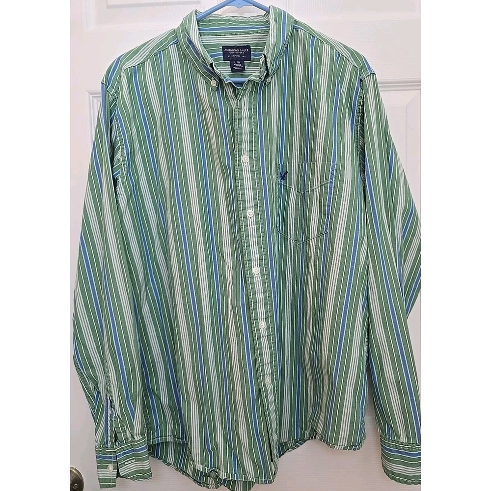 American Eagle Men'sβ Large Long Sleeve Button-up Green Striped
